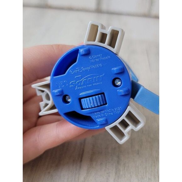 McDonald's Daisy Duck Soarin' rocket Disney toy figure - Picture 5 of 5